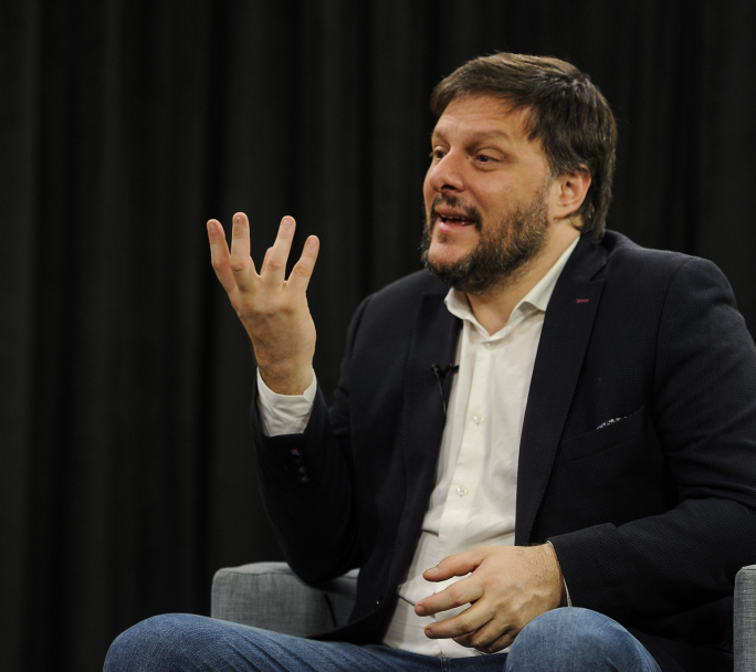 Santoro se distancia de Fernández tras las acusaciones de violencia